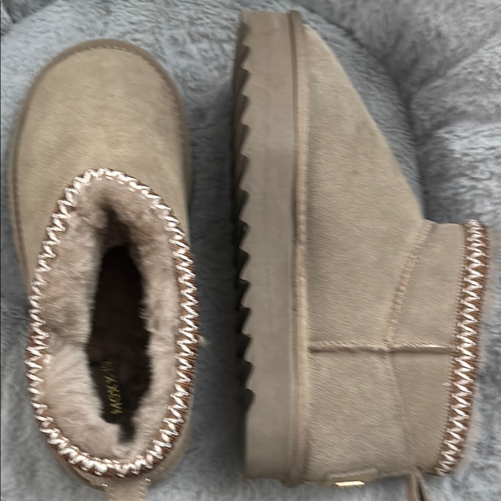 MEXX Women’s Size 9 Suede Ankle Boots with Fur Lining
